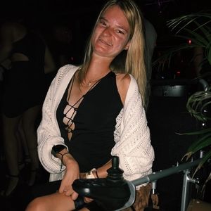 Meet your Posher, Courtney